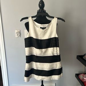 White House black market top